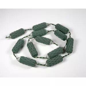 OASISÂ® WET FOAM NETTED GARLAND